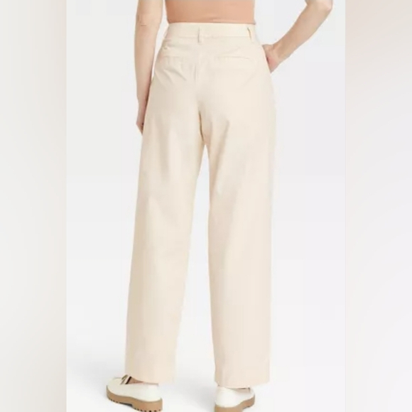🤎A New Day Women's High-Rise Pleat Front Straight Chino Pants - Picture 2 of 5